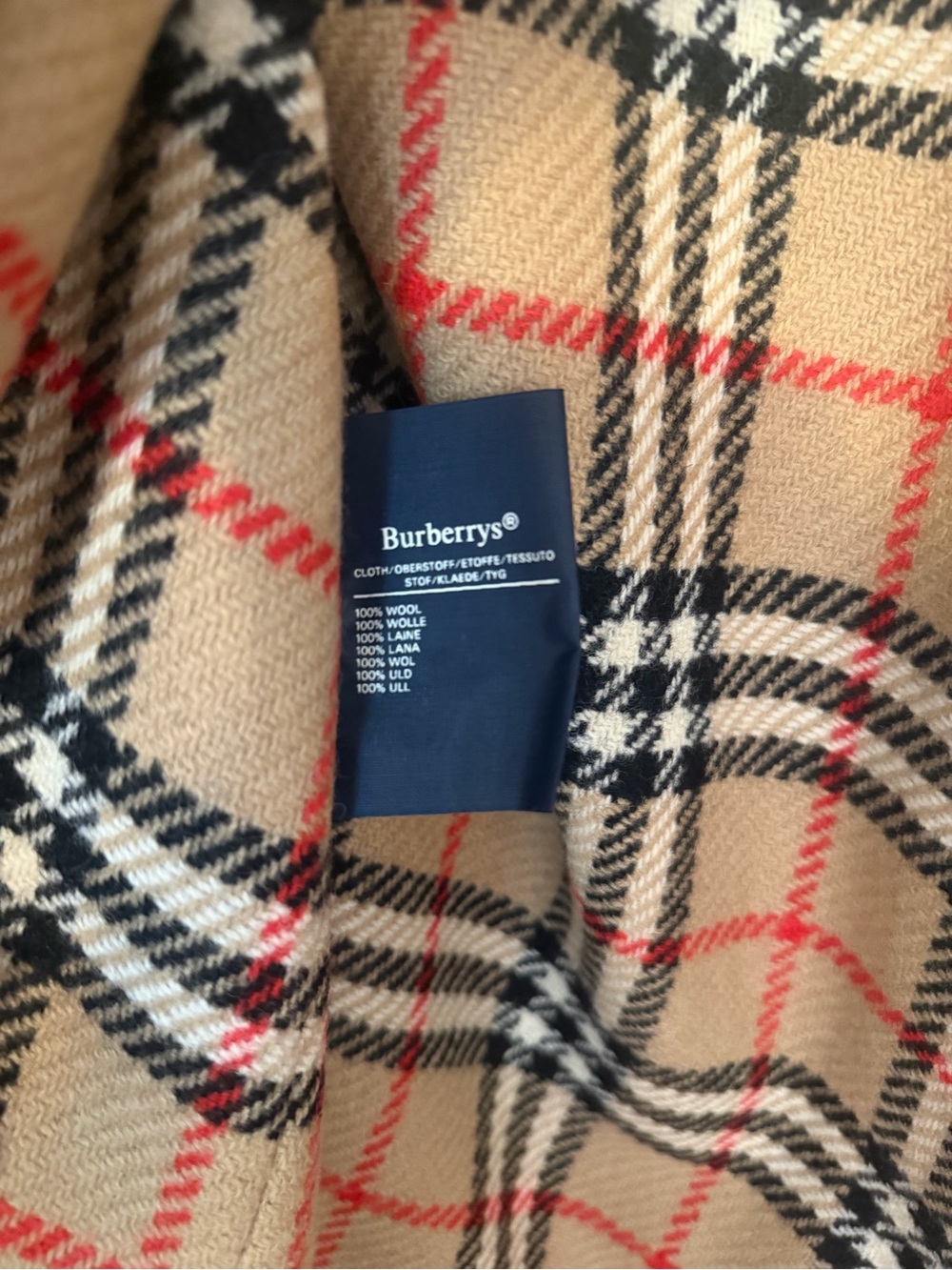 Vintage Burberry Trench Coat with Plaid Lining - Picture 6 of 8